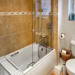 Апартаменты Esk View *
